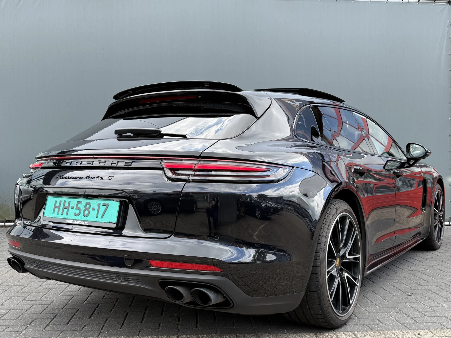 Hoofdafbeelding Porsche Panamera
