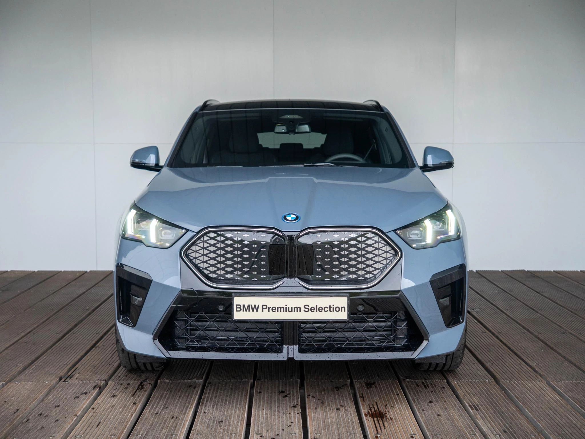 Hoofdafbeelding BMW iX2