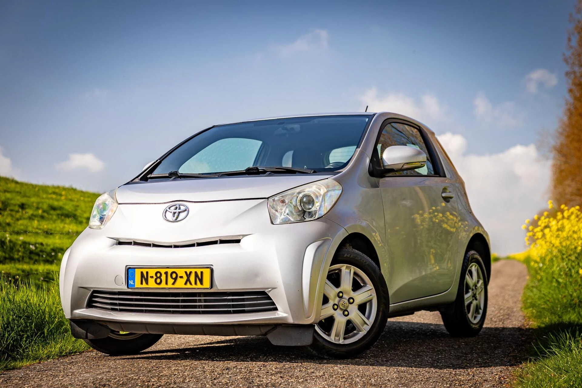 Hoofdafbeelding Toyota iQ
