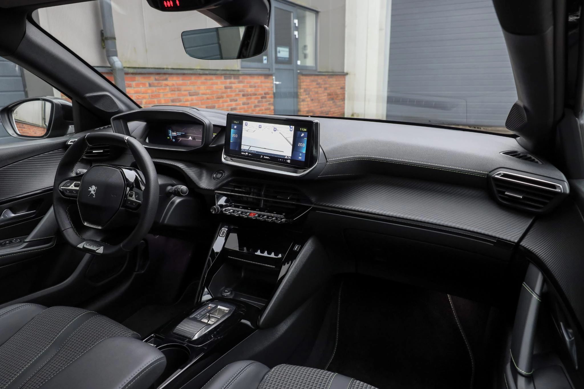 Hoofdafbeelding Peugeot e-208