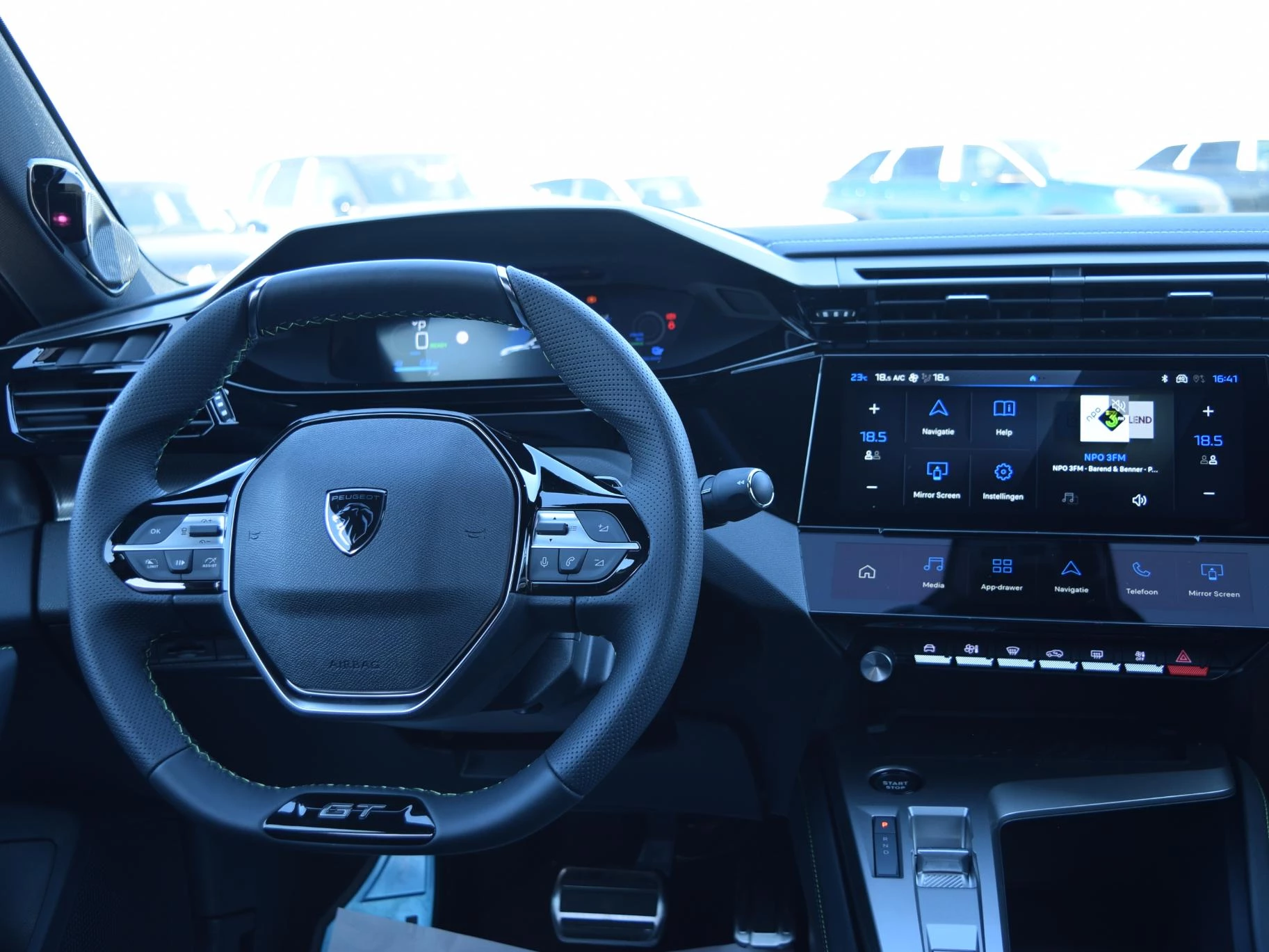 Hoofdafbeelding Peugeot 408
