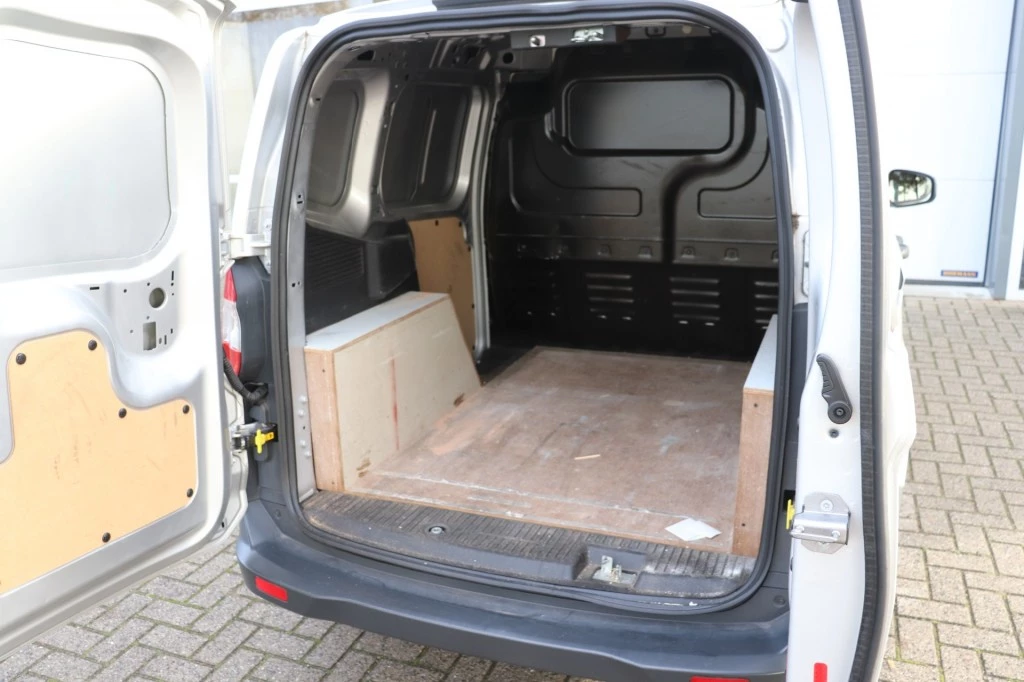 Hoofdafbeelding Ford Transit Courier