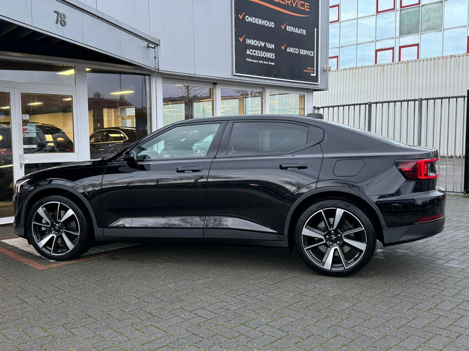Hoofdafbeelding Polestar 2