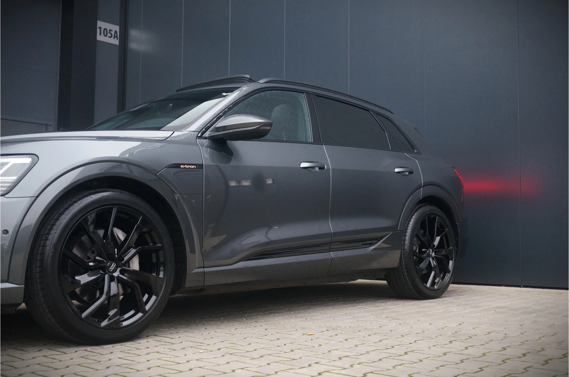 Hoofdafbeelding Audi e-tron