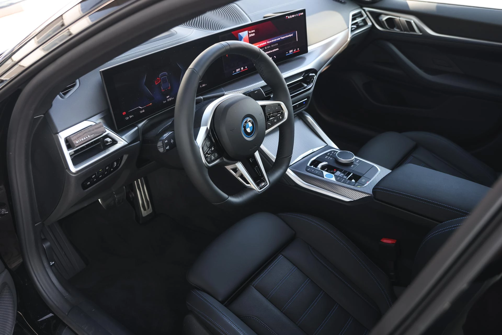 Hoofdafbeelding BMW i4