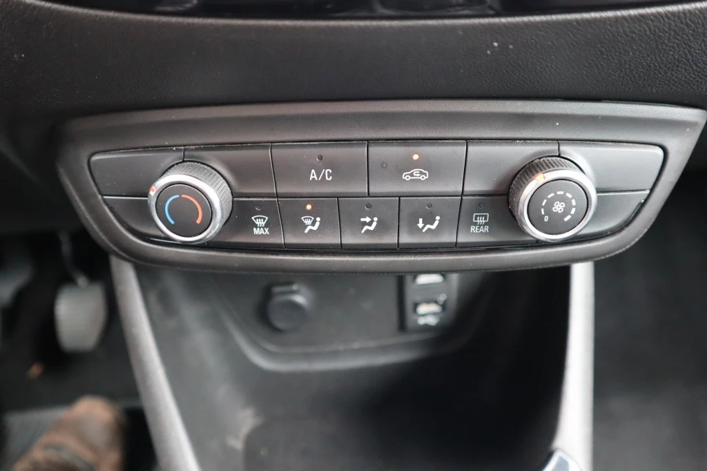 Hoofdafbeelding Opel Crossland X