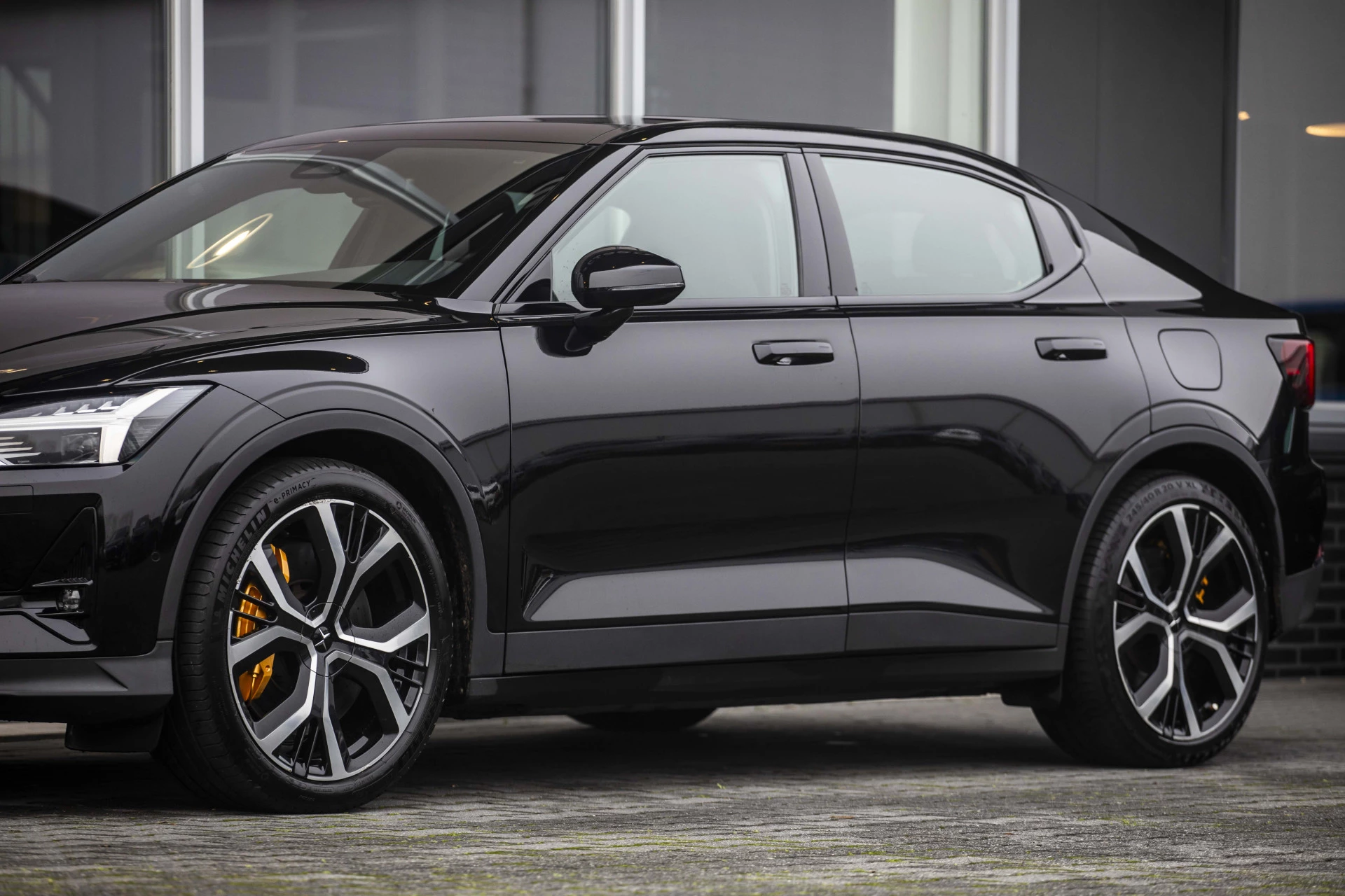 Hoofdafbeelding Polestar 2