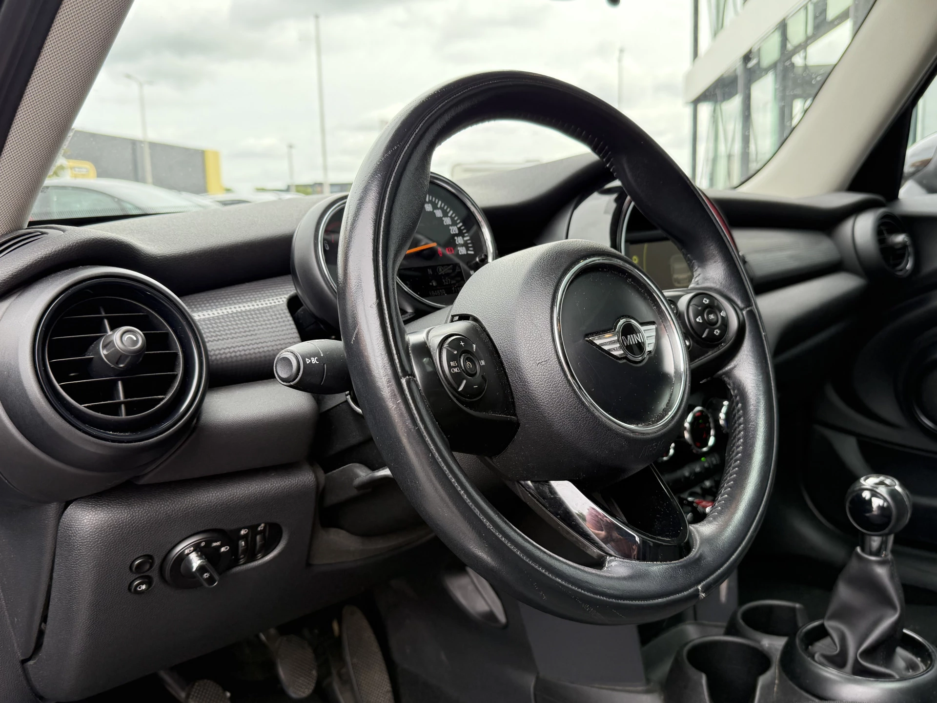 Hoofdafbeelding MINI 5-deurs