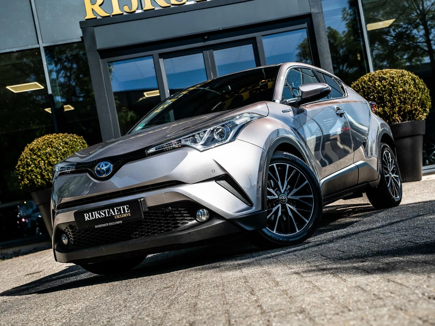 Hoofdafbeelding Toyota C-HR