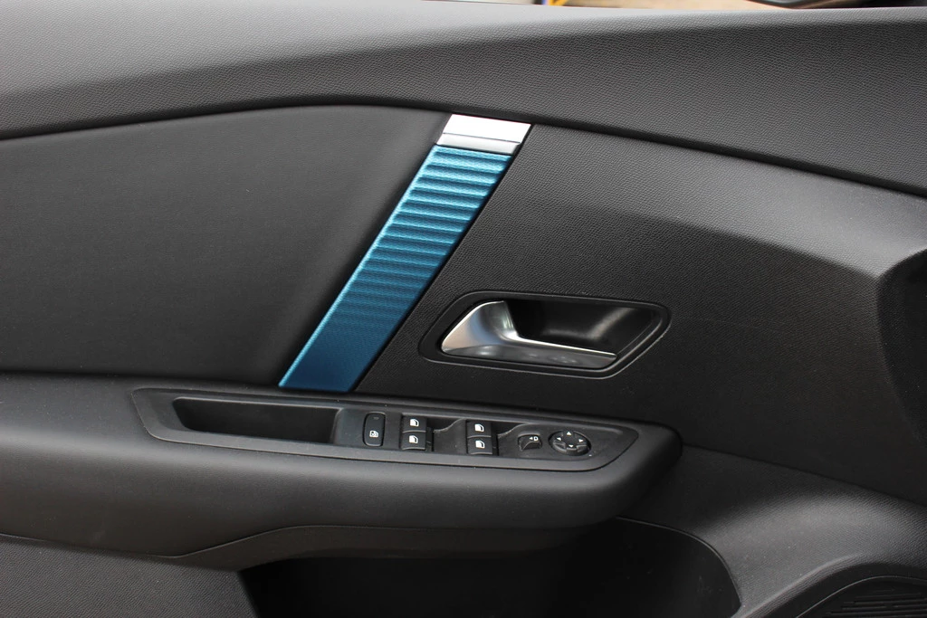 Hoofdafbeelding Citroën ë-C4