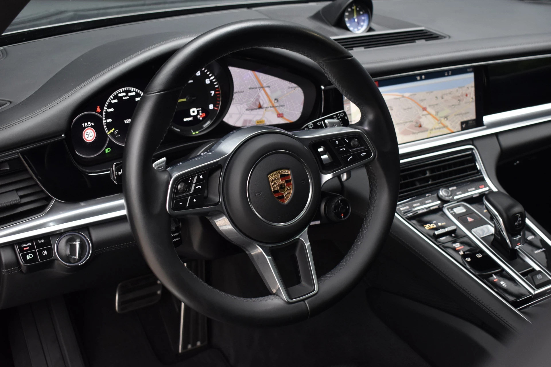 Hoofdafbeelding Porsche Panamera