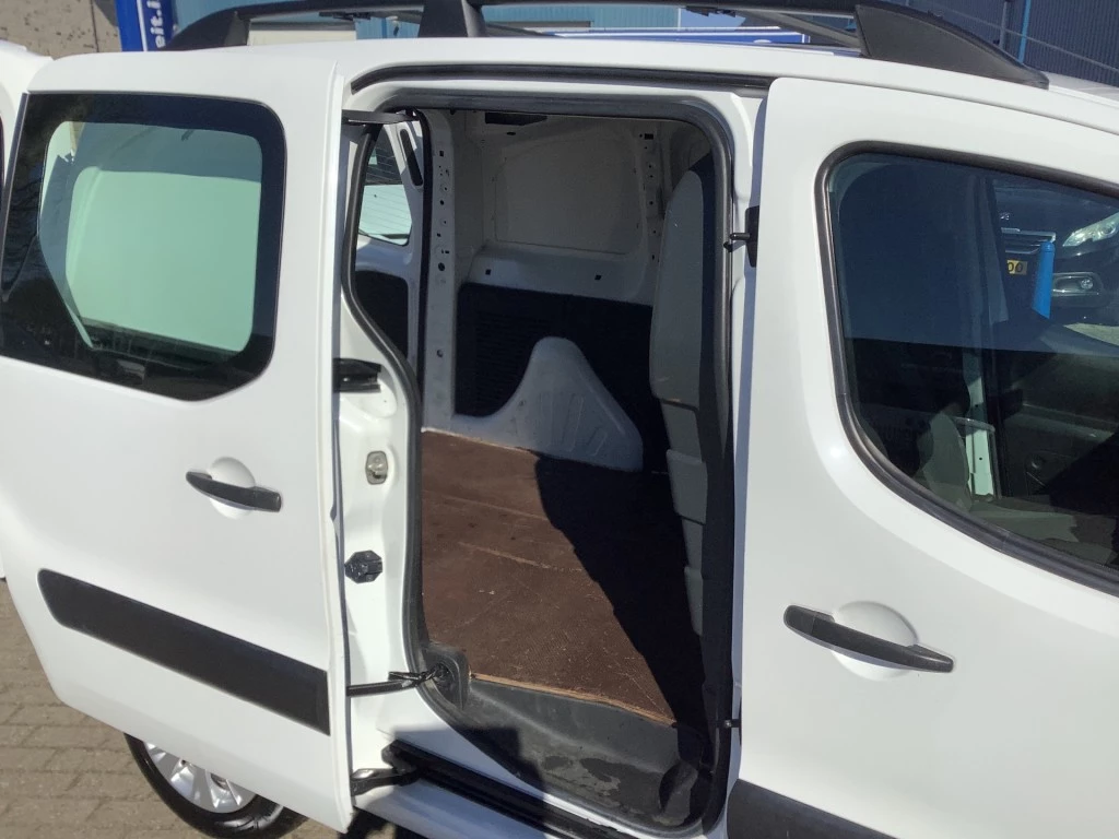 Hoofdafbeelding Peugeot Partner