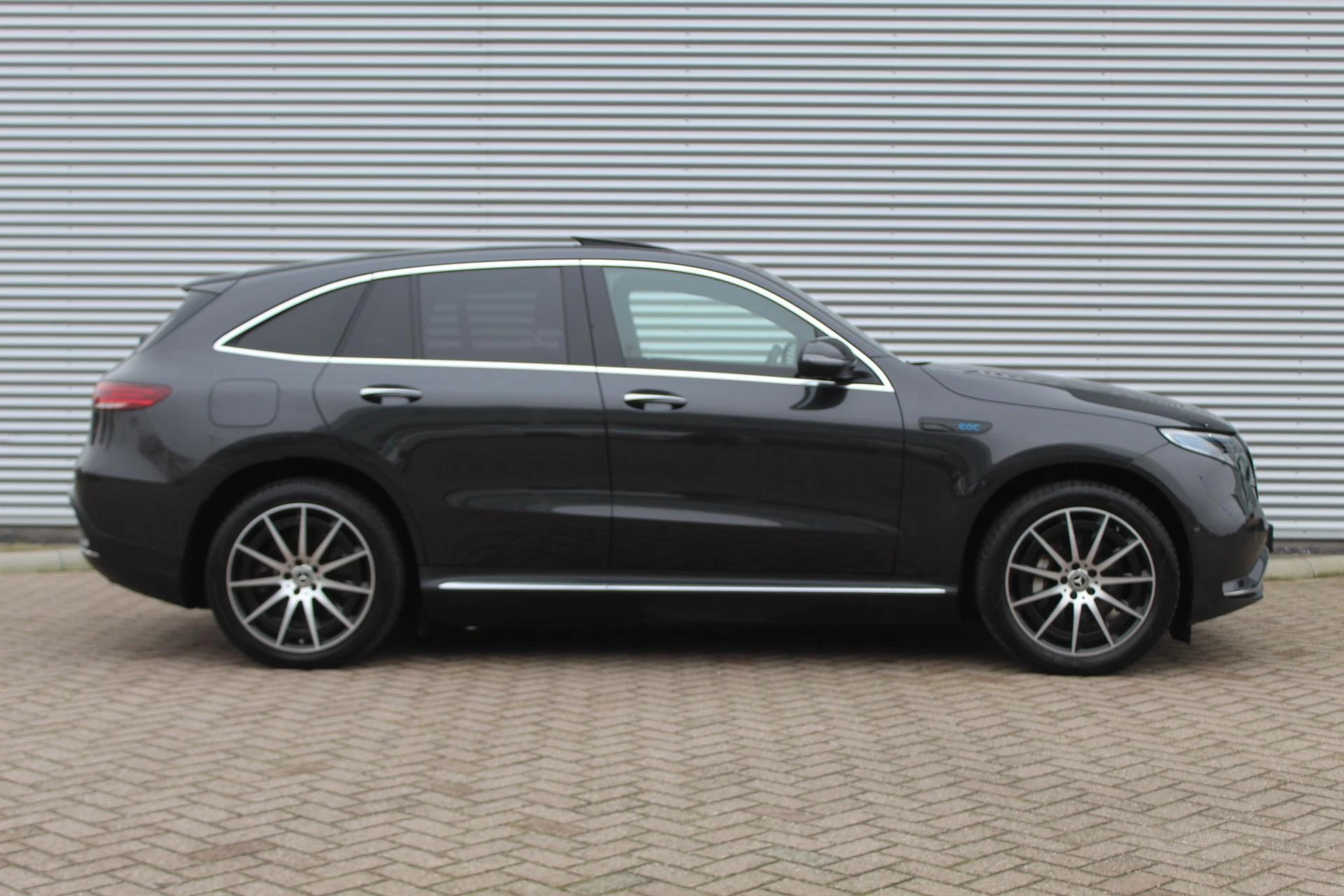 Hoofdafbeelding Mercedes-Benz EQC