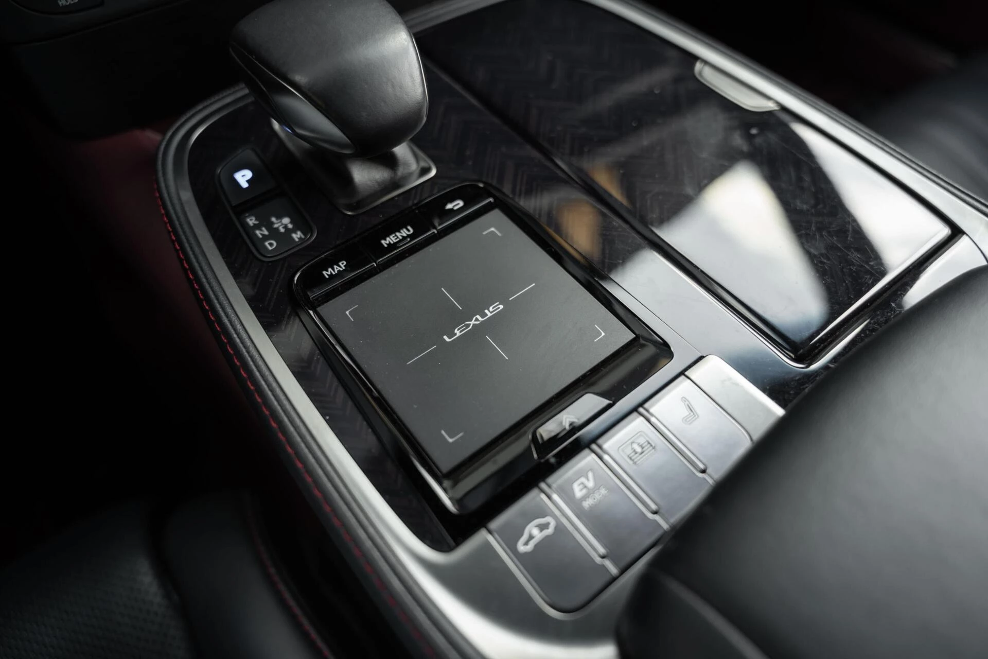 Hoofdafbeelding Lexus LS