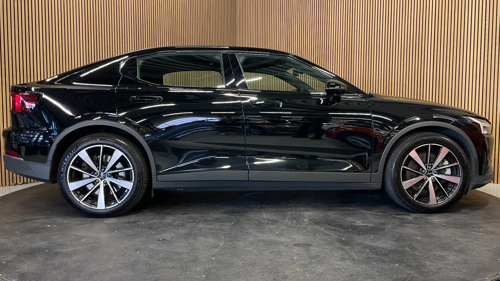 Hoofdafbeelding Polestar 2