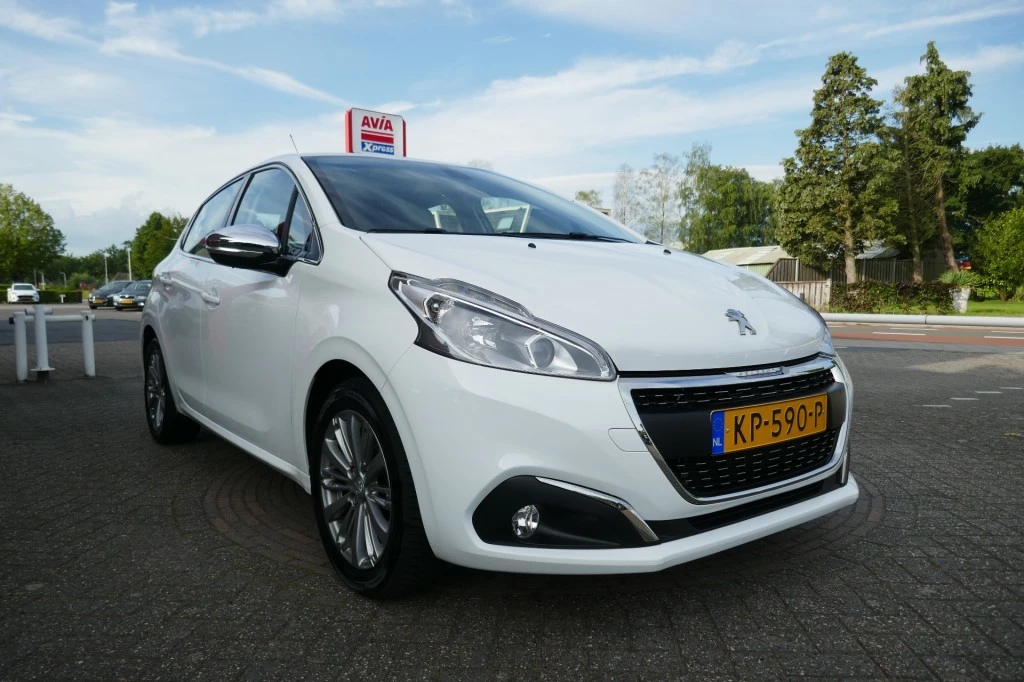 Hoofdafbeelding Peugeot 208