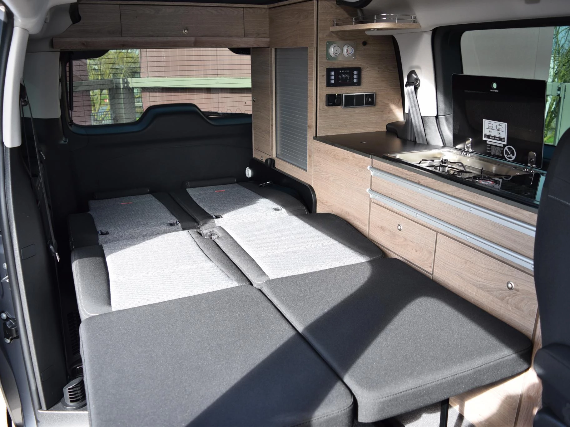 Hoofdafbeelding Citroën Holidays