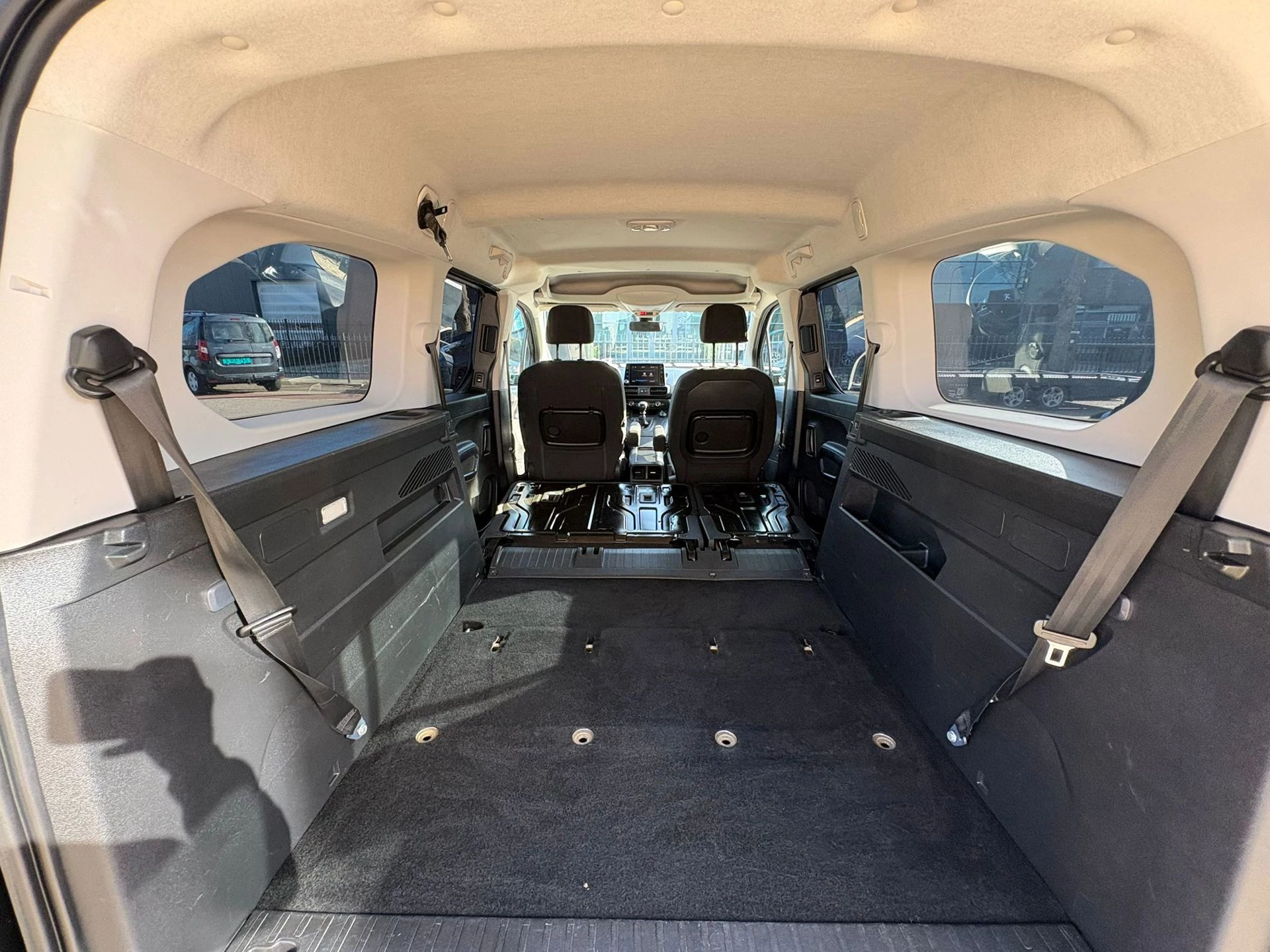 Hoofdafbeelding Peugeot Rifter