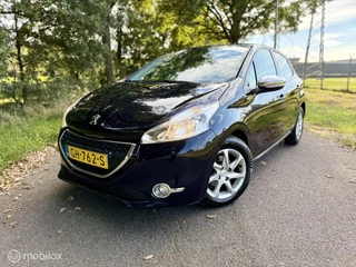 Peugeot 208 1.2 VTi 2015 5drs Airco Navigatie NAP ✅
