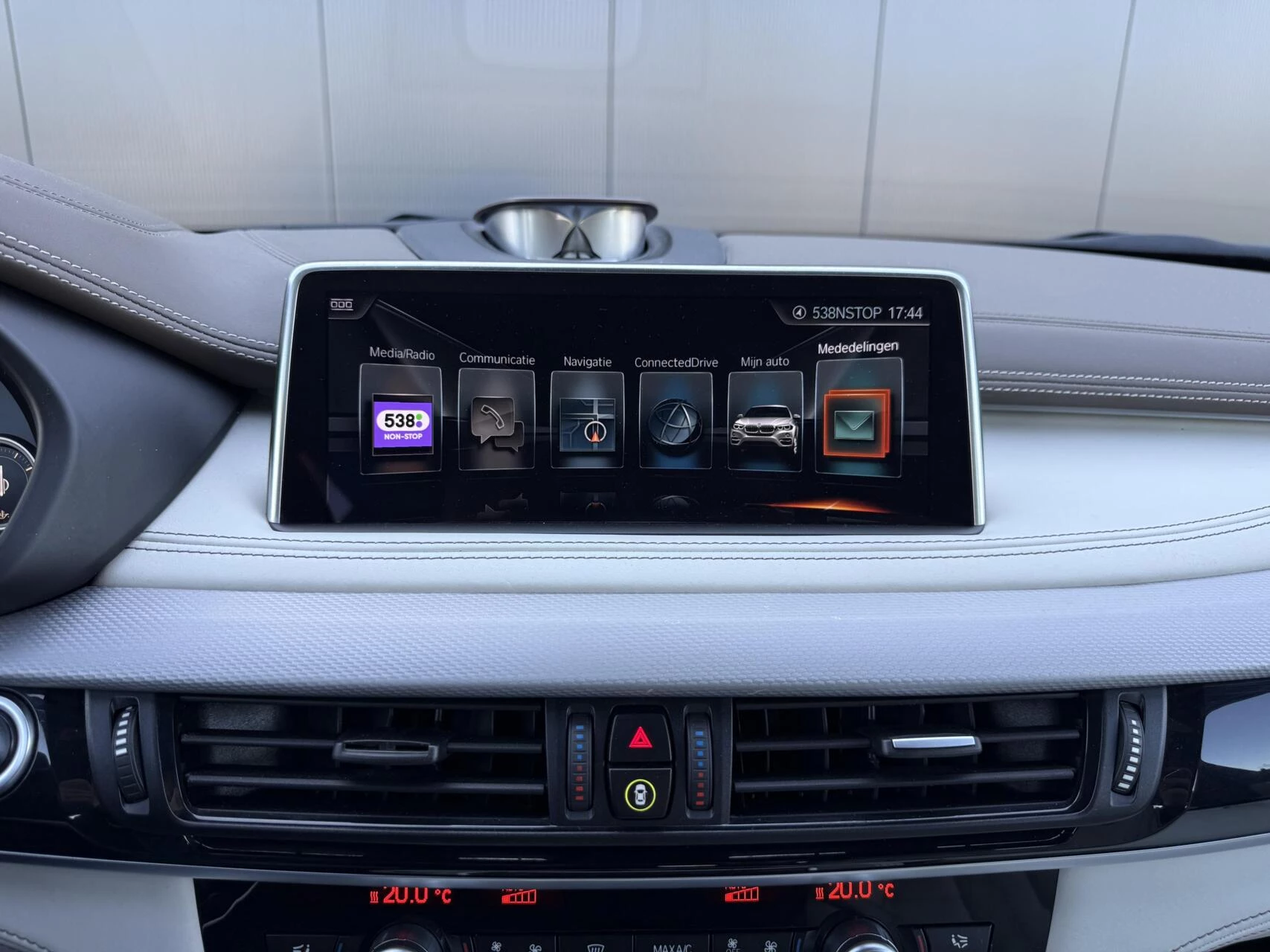 Hoofdafbeelding BMW X6