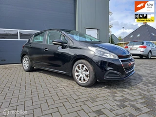 Hoofdafbeelding Peugeot 208 Peugeot 208 1.2 PureTech Blue Lease