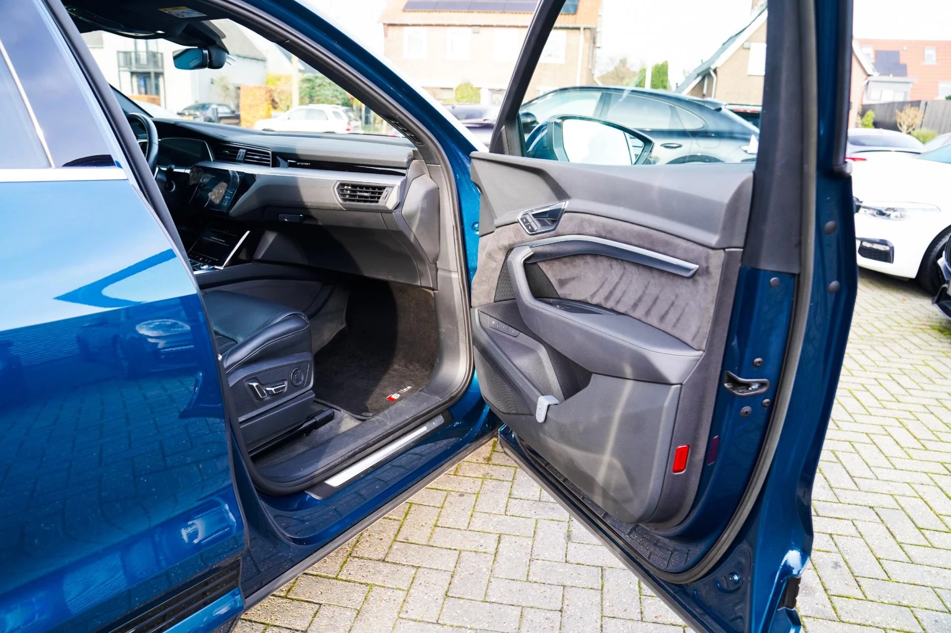 Hoofdafbeelding Audi e-tron