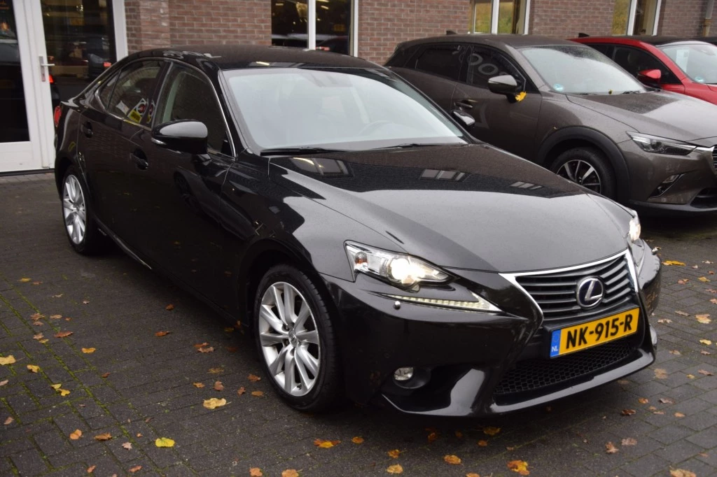 Hoofdafbeelding Lexus IS