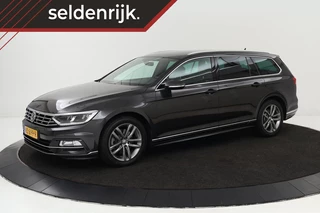 Volkswagen Passat 1.4 TSI R-line | Trekhaak | Stoelverwarming |  Carplay | Trekhaak | Full LED | Adaptive cruise | Active Info | Navigatie | PDC | Leder/Alcantara