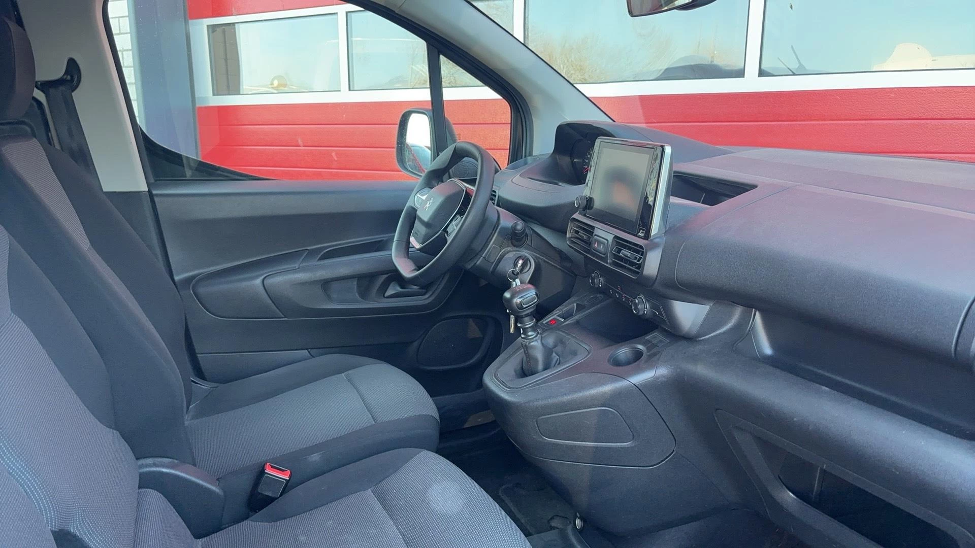 Hoofdafbeelding Peugeot Partner