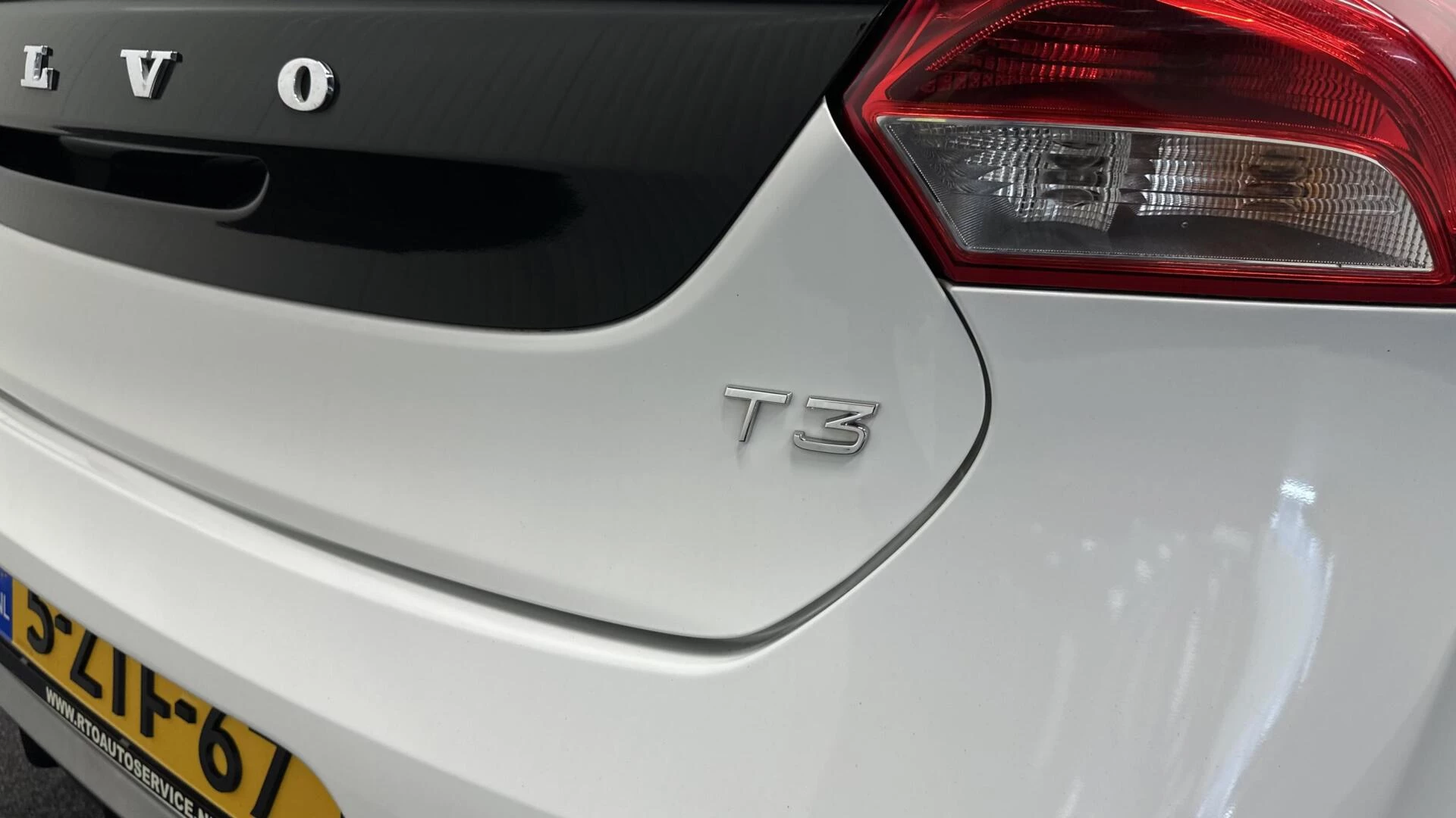 Hoofdafbeelding Volvo V40