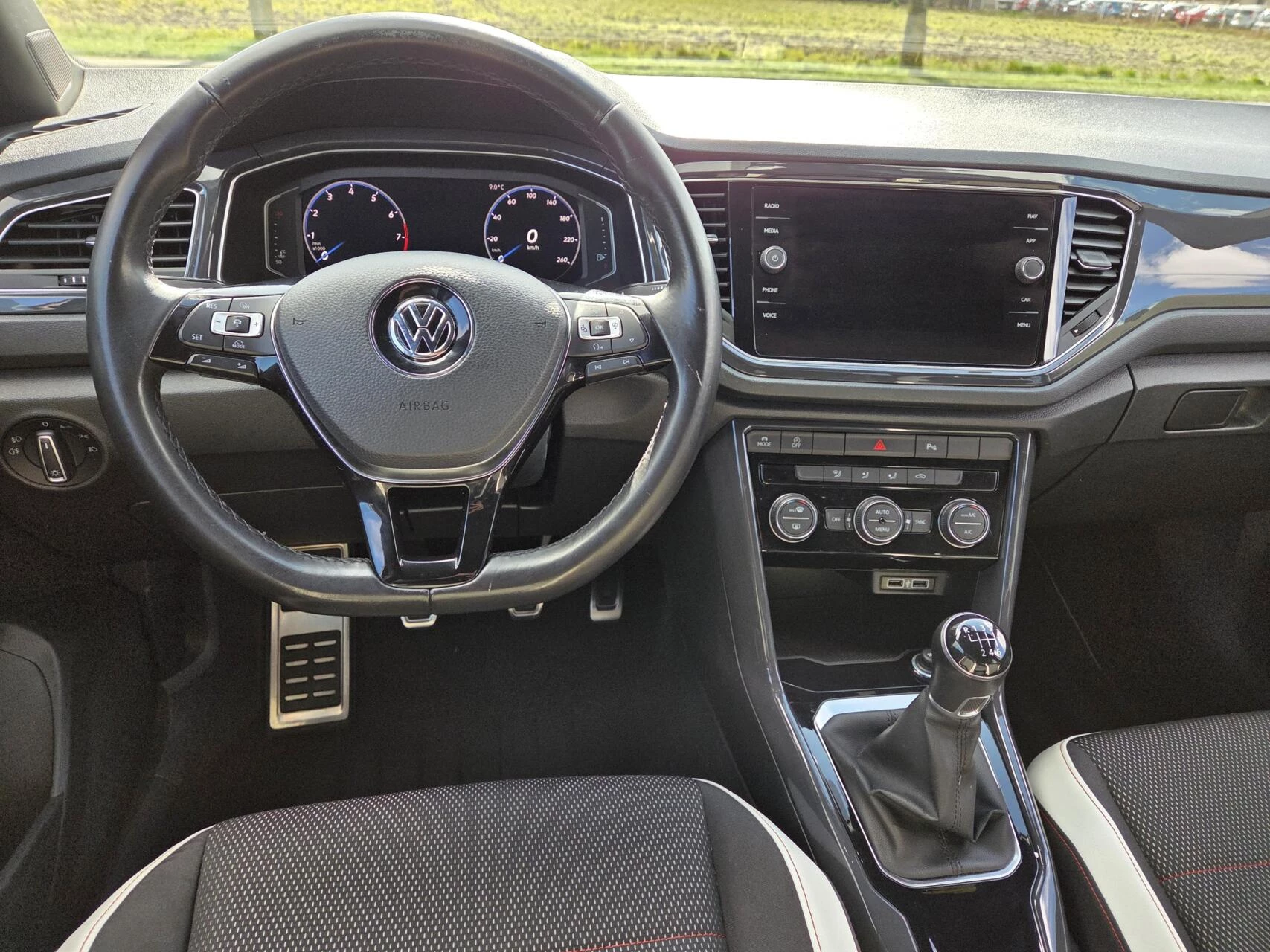 Hoofdafbeelding Volkswagen T-Roc