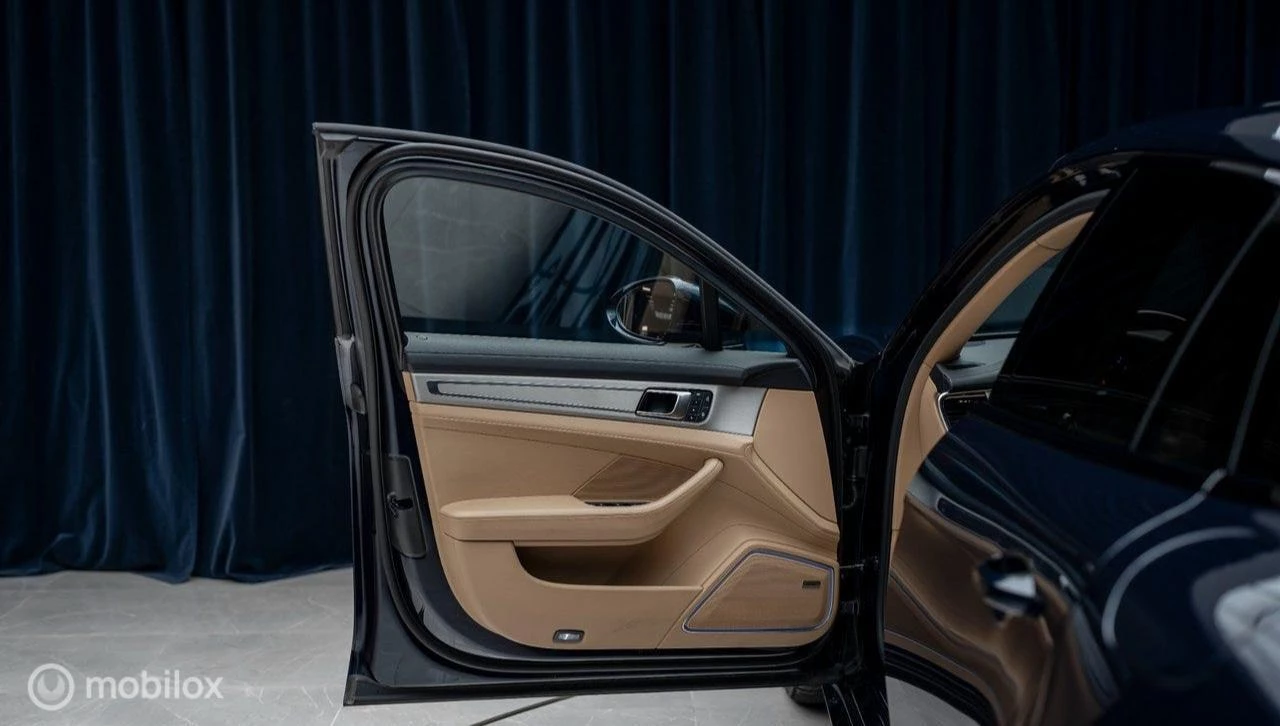 Hoofdafbeelding Porsche Panamera