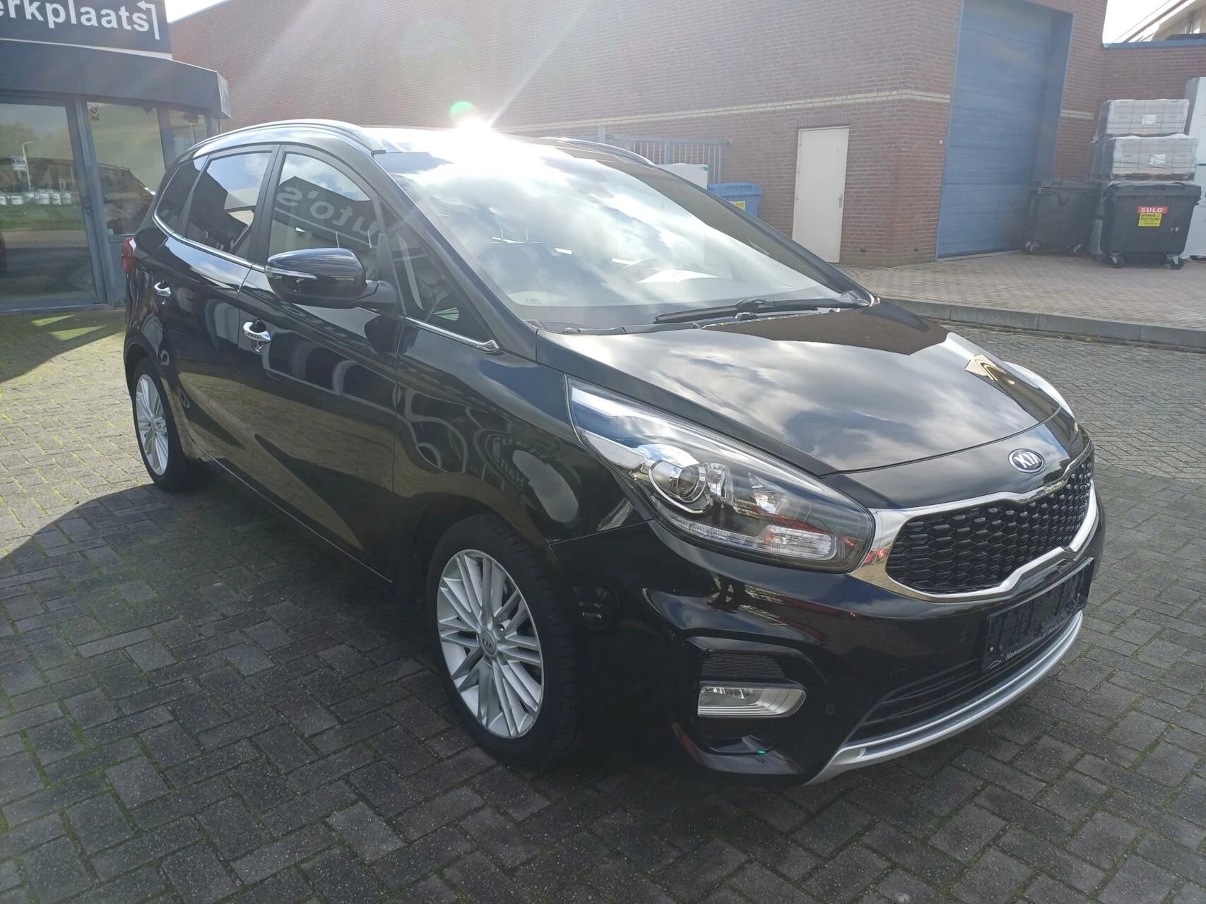 Hoofdafbeelding Kia Carens