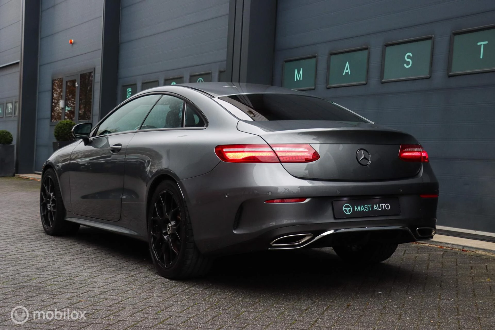 Hoofdafbeelding Mercedes-Benz E-Klasse