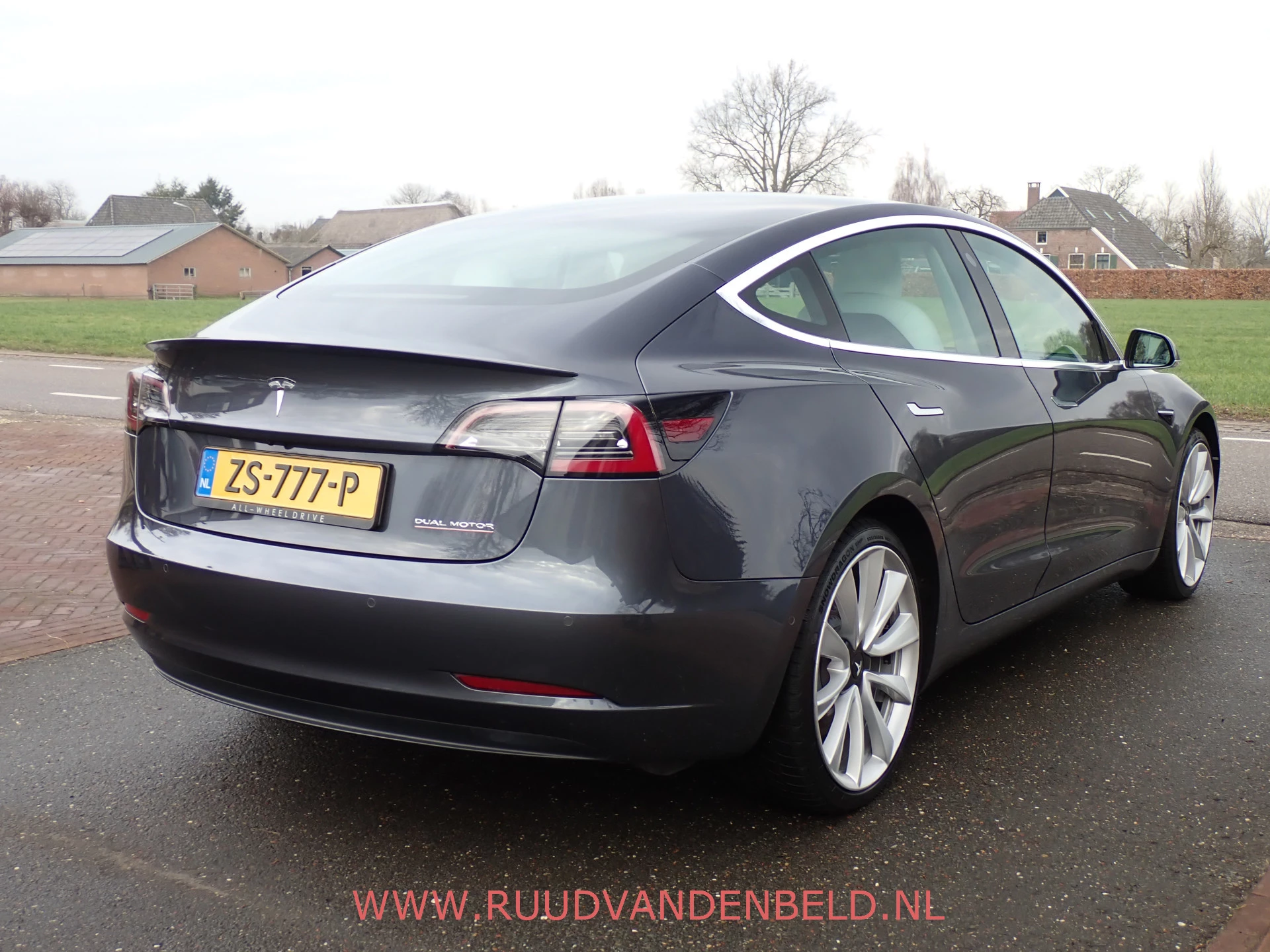 Hoofdafbeelding Tesla Model 3