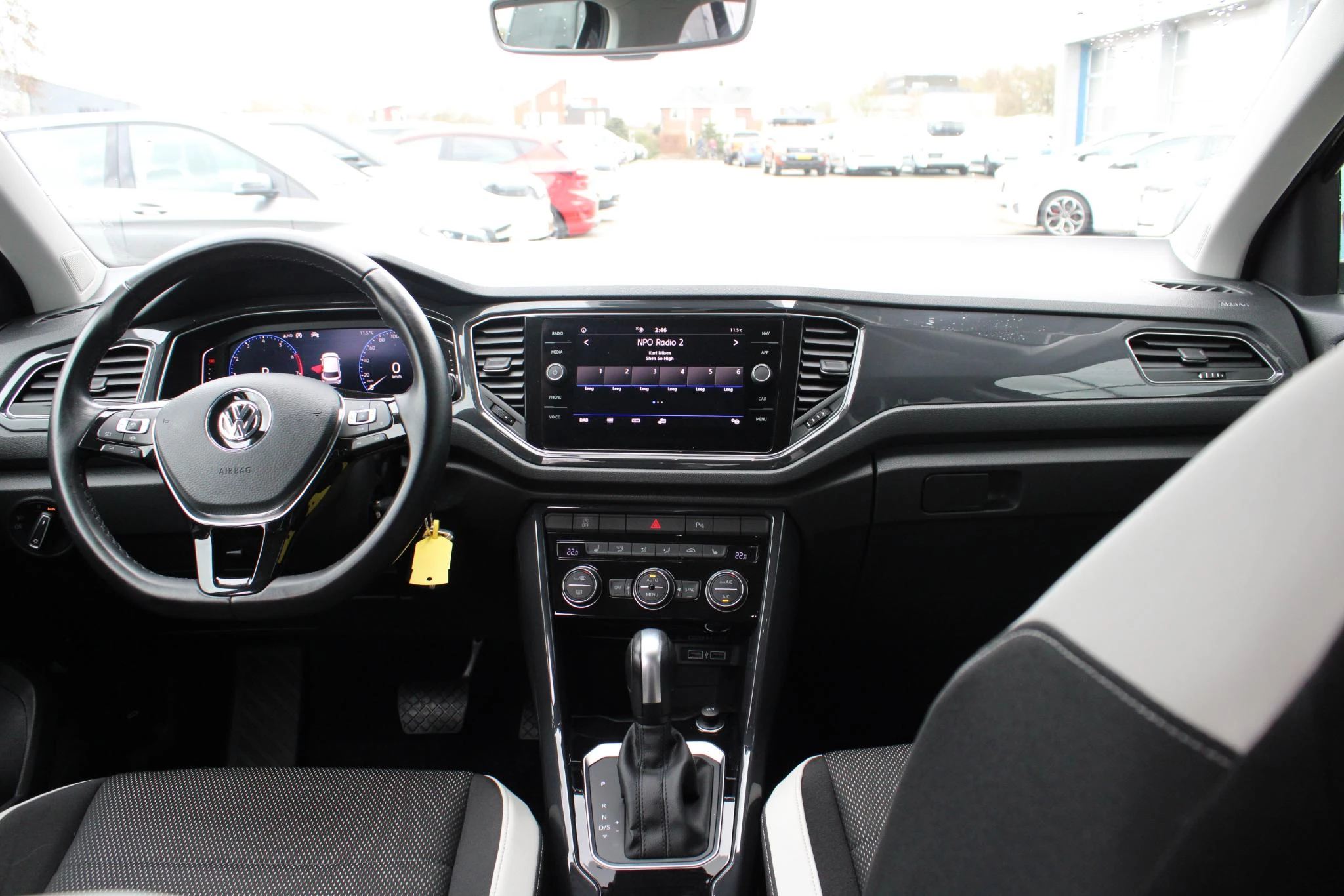 Hoofdafbeelding Volkswagen T-Roc