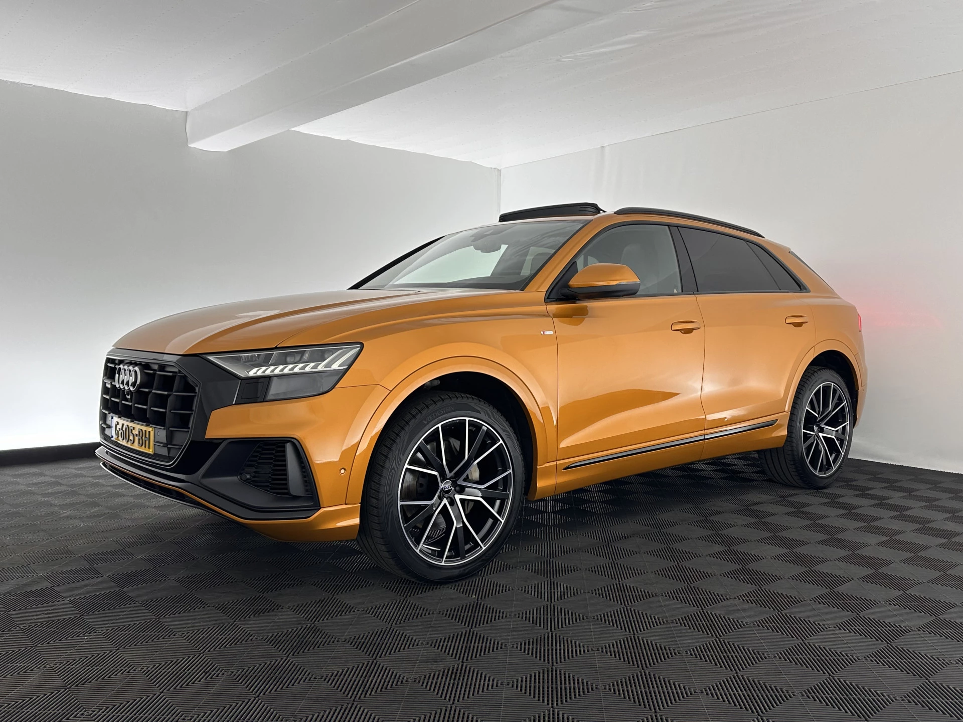 Hoofdafbeelding Audi Q8