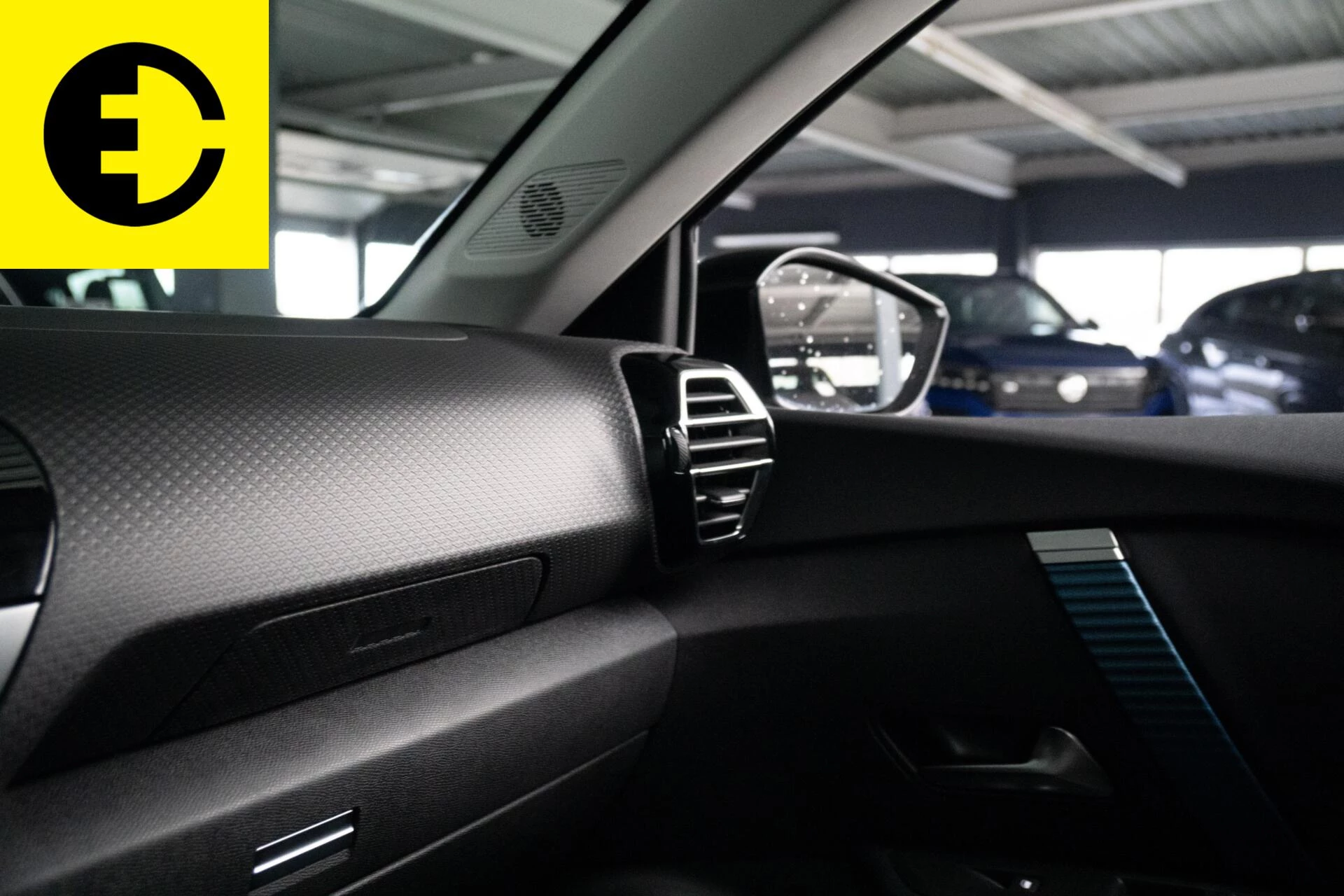 Hoofdafbeelding Citroën ë-C4