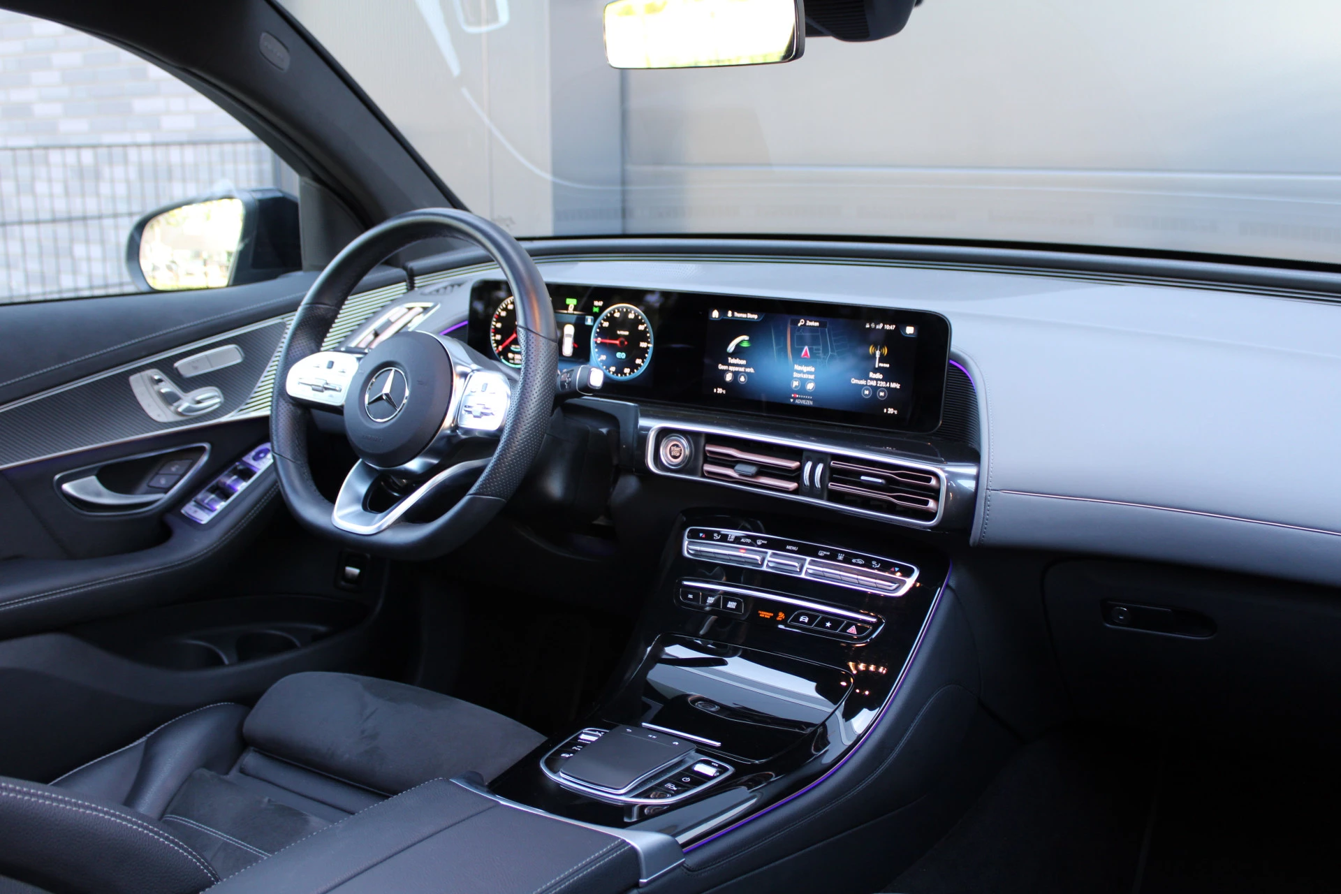 Hoofdafbeelding Mercedes-Benz EQC