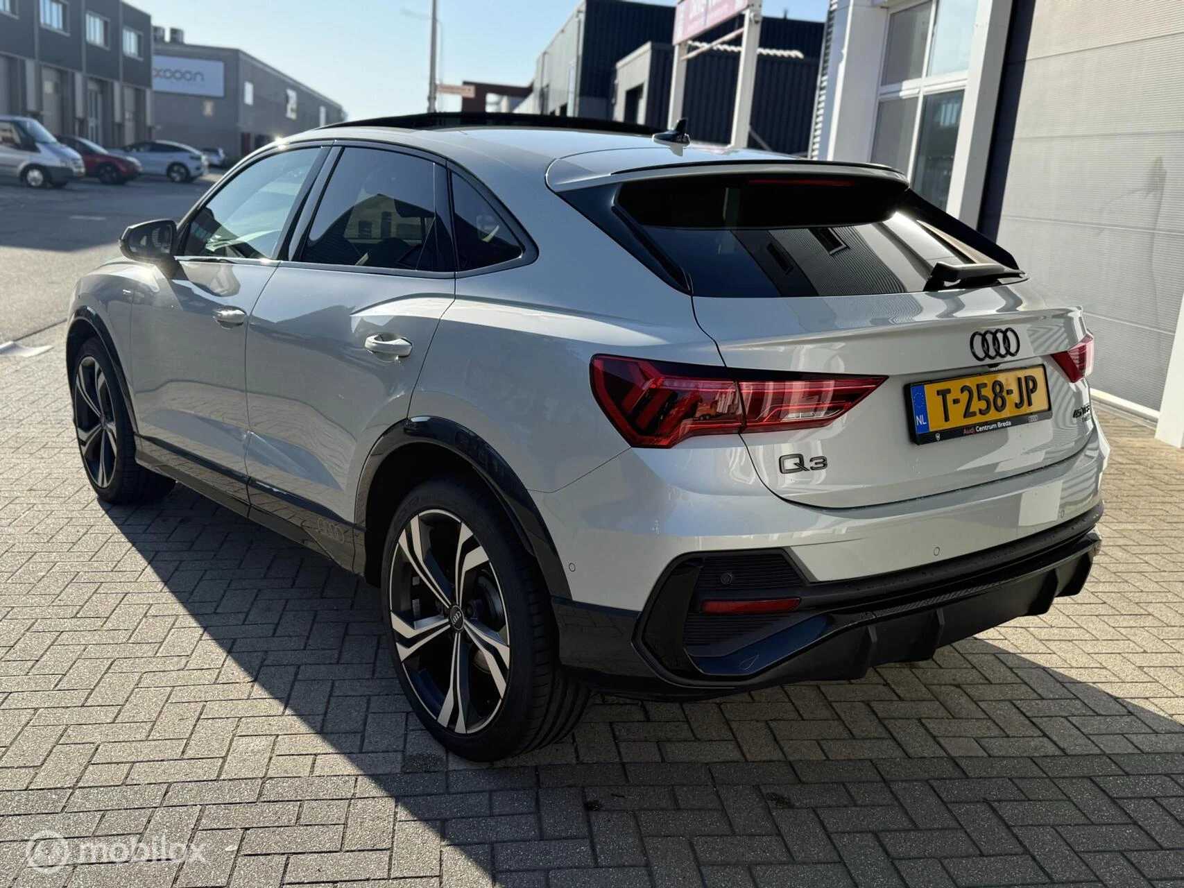 Hoofdafbeelding Audi Q3
