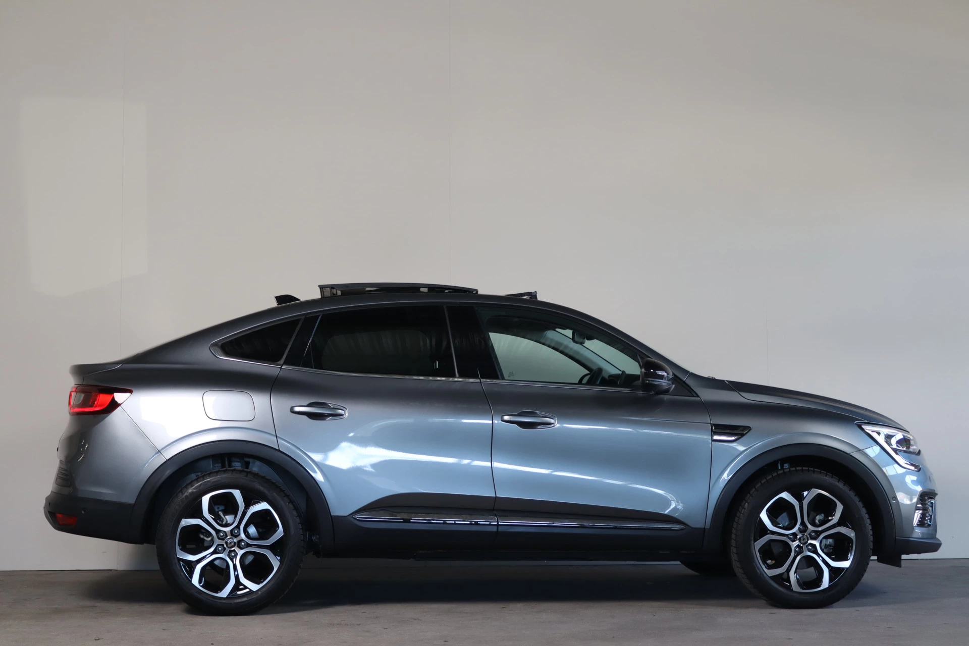 Hoofdafbeelding Renault Arkana