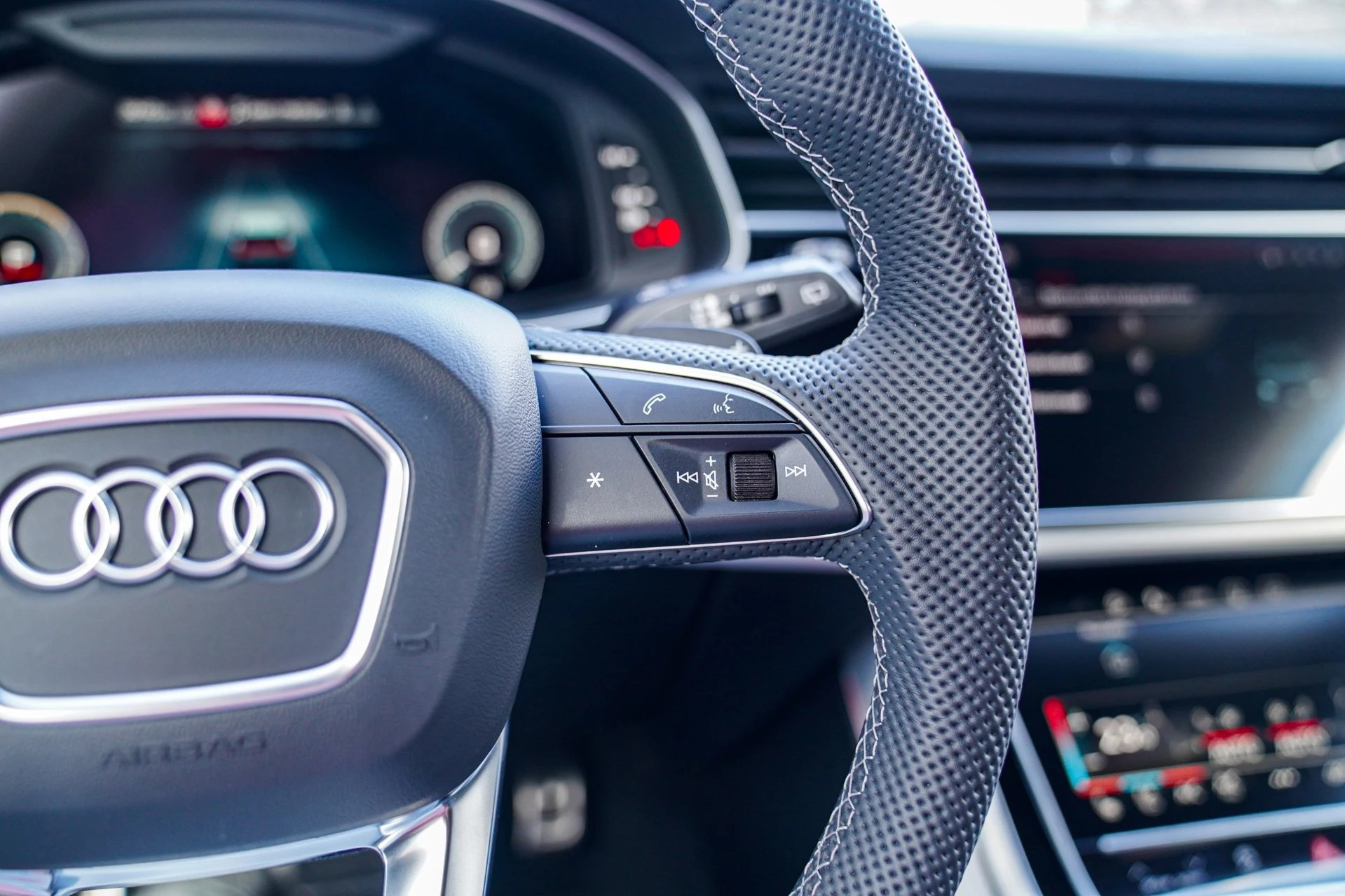 Hoofdafbeelding Audi Q8