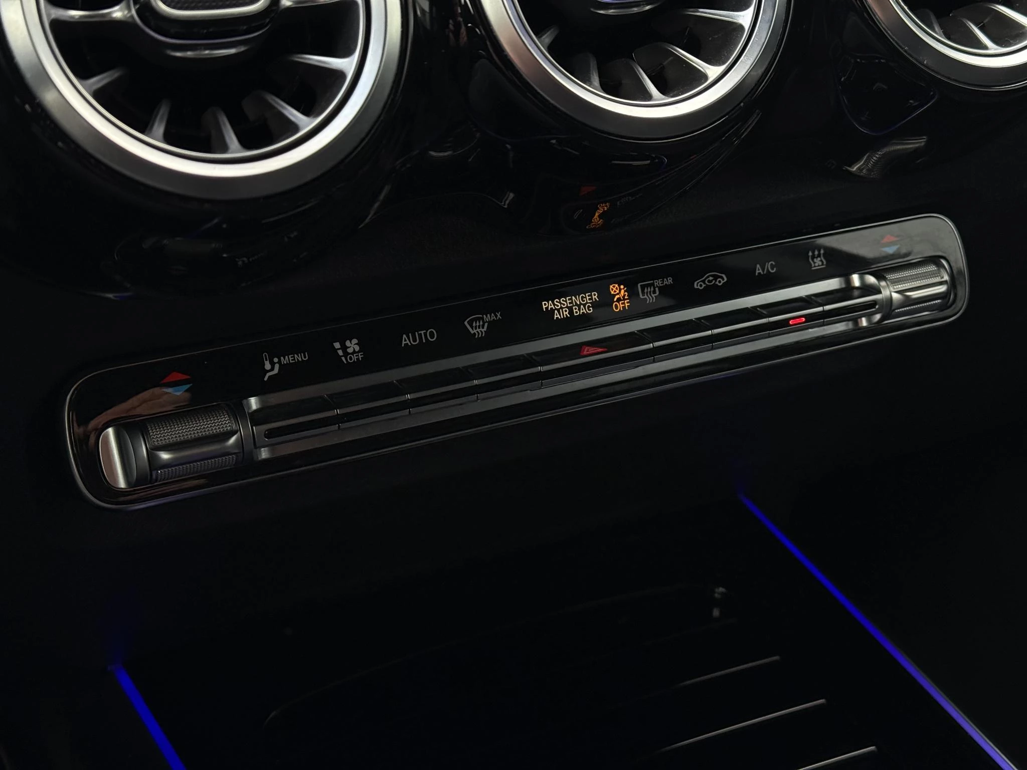 Hoofdafbeelding Mercedes-Benz EQB