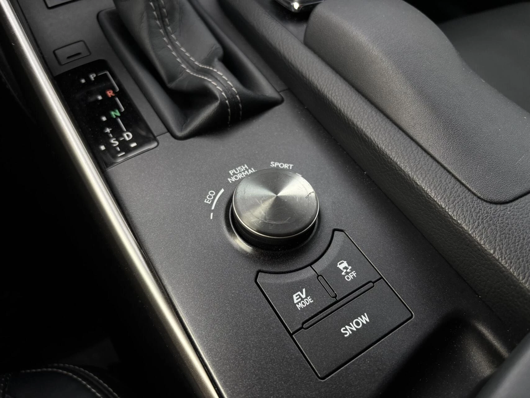 Hoofdafbeelding Lexus IS