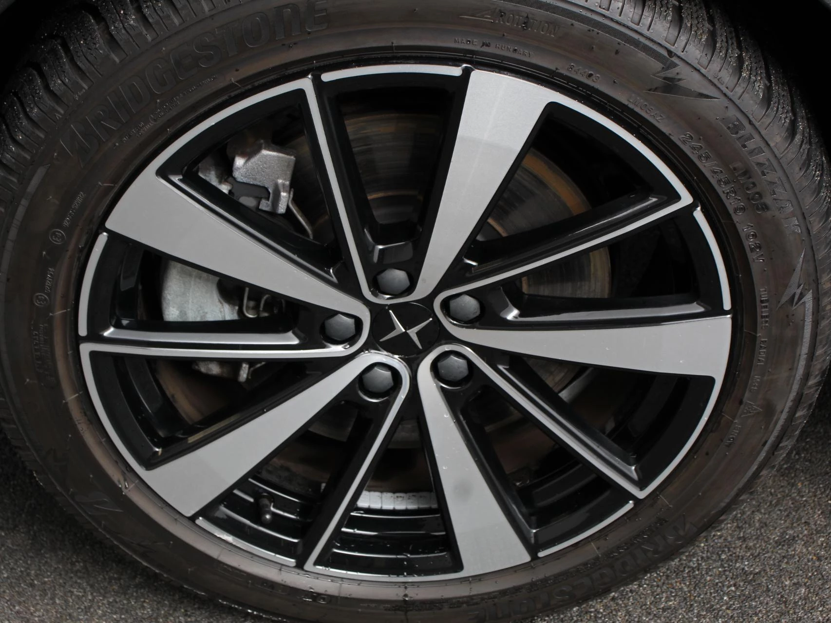 Hoofdafbeelding Polestar 2