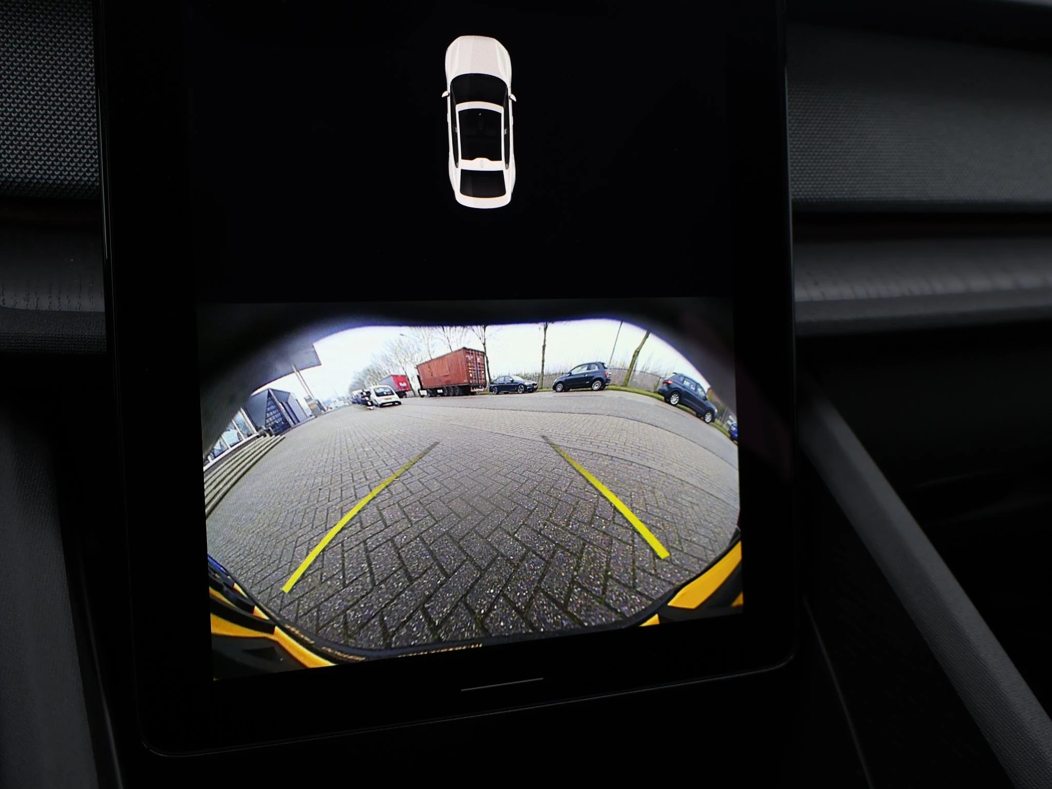 Hoofdafbeelding Polestar 2