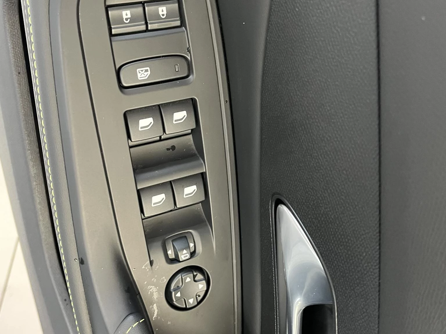 Hoofdafbeelding Peugeot 408