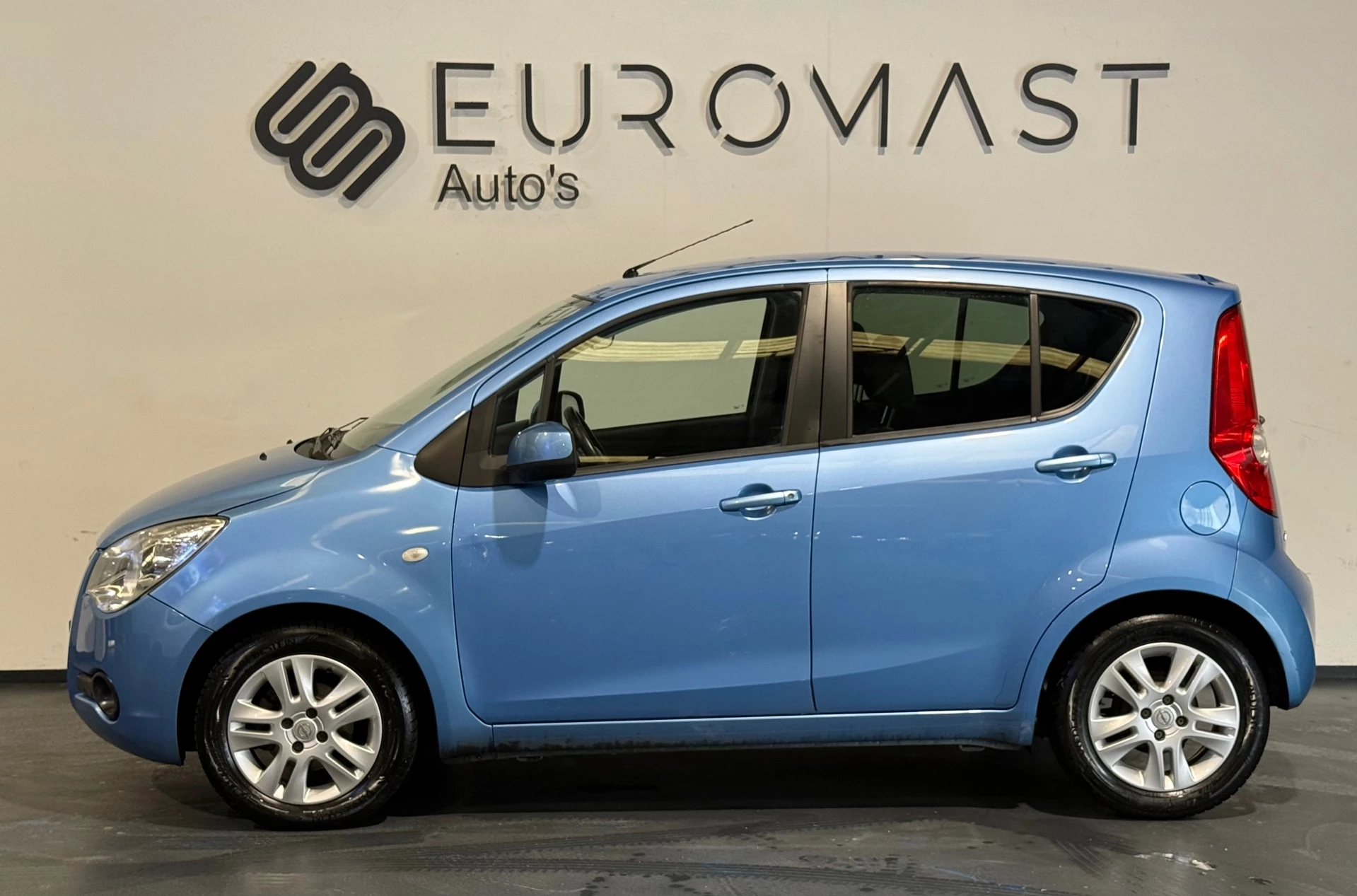 Hoofdafbeelding Opel Agila