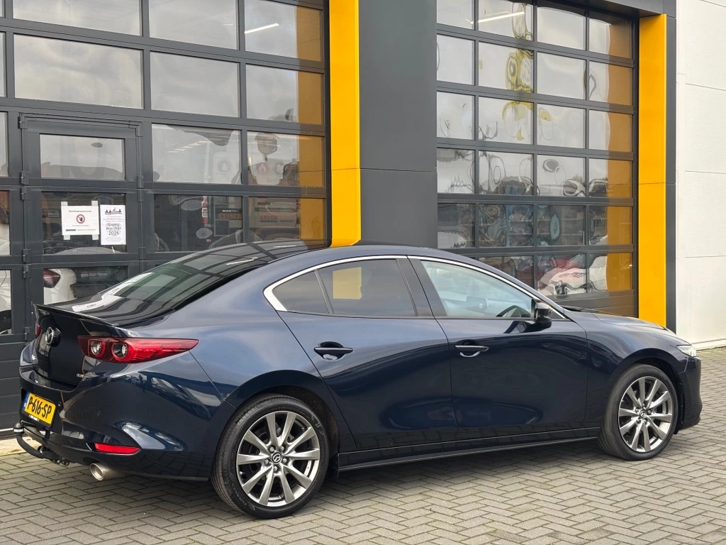 Hoofdafbeelding Mazda 3