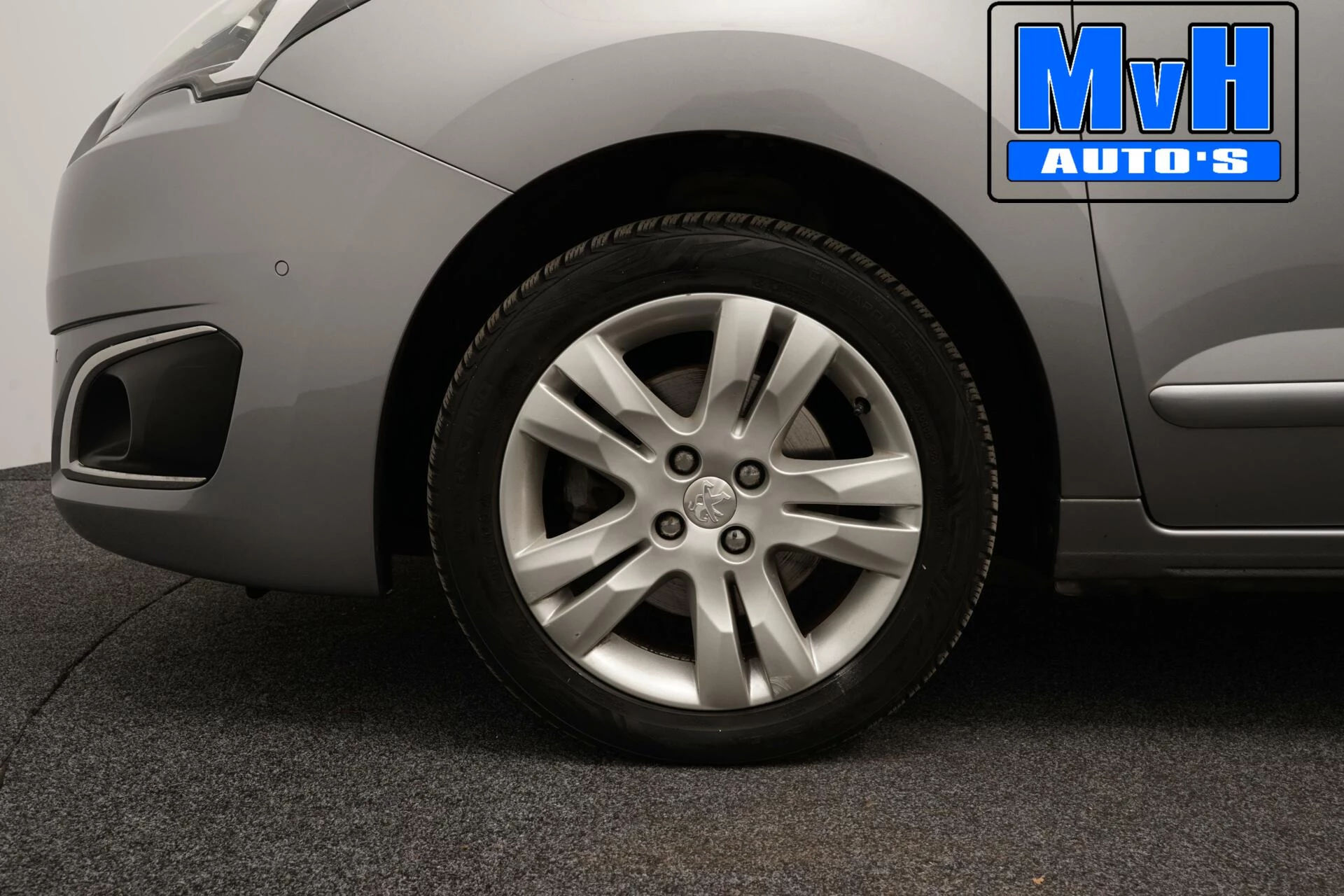 Hoofdafbeelding Peugeot 5008